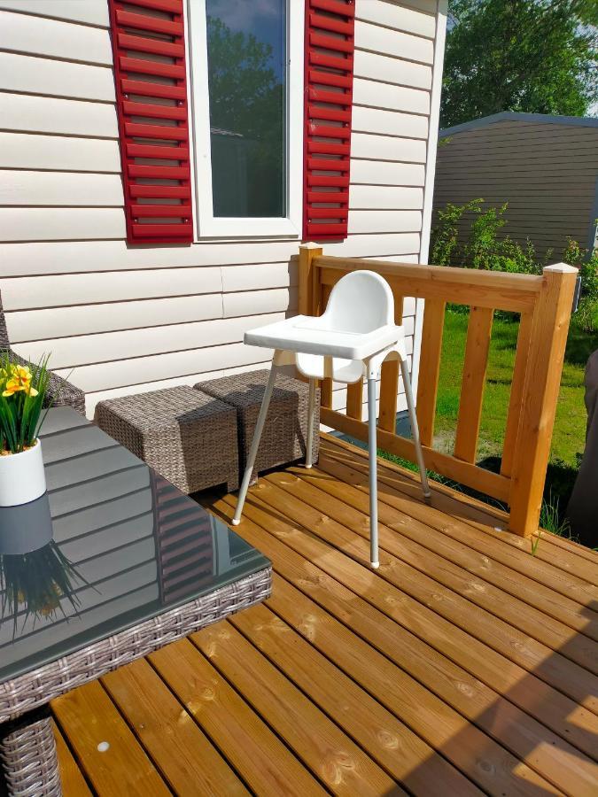 Bj Chalets - Robbengat 68 - Gezellige Chalet Op Vakantiepark Lauwersoog! Vroege Incheck! Εξωτερικό φωτογραφία